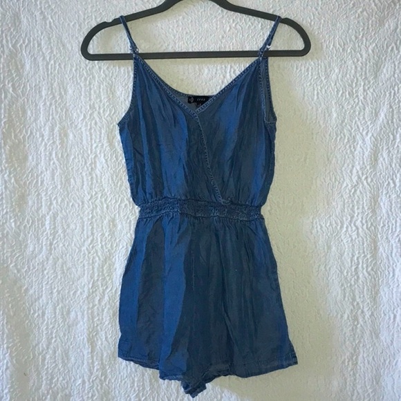 Iris Spaghetti Strap Shorts Romper - Picture 1 of 7